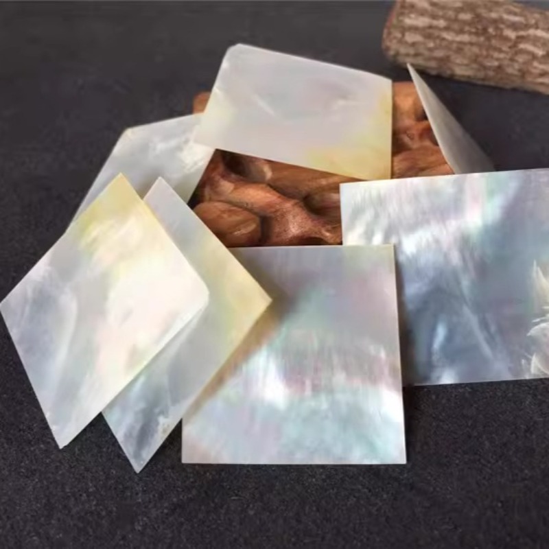30x30x0.5mm Natural White Moth - Musical Instrument Craft 评论和价格