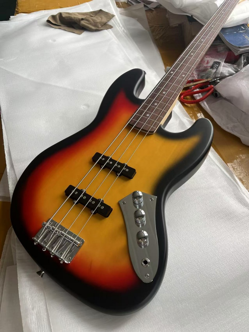 Free delivery of high quality  - Bass Guitar Fretless 评论和价格