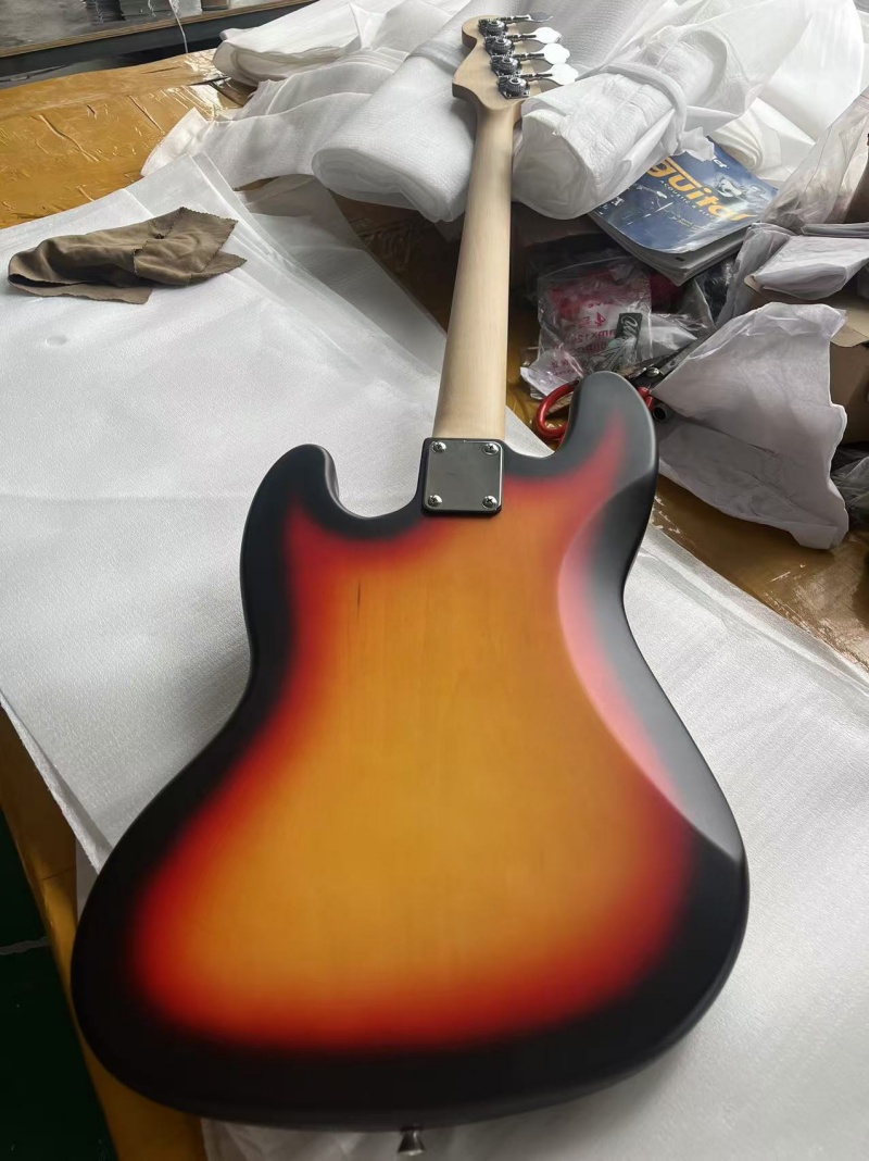 Free delivery of high quality  - Bass Guitar Fretless 评论和价格